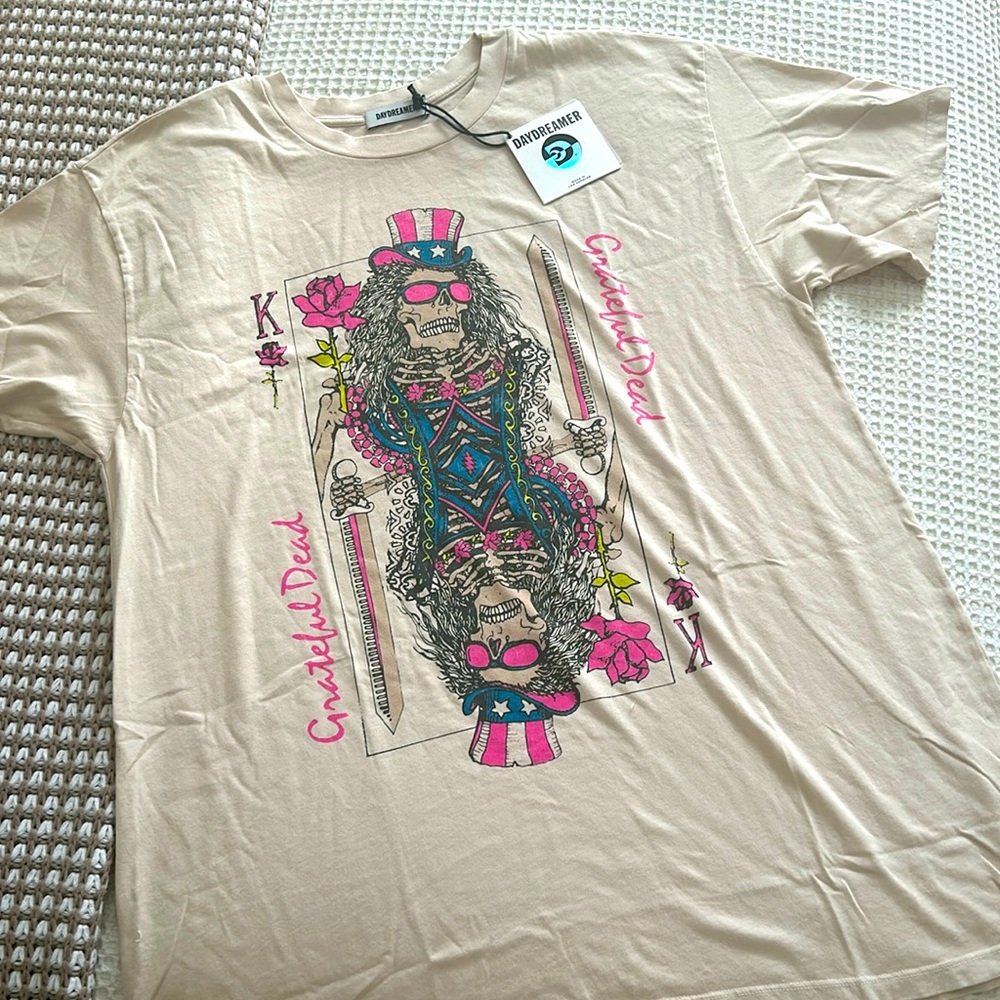 NWT daydreamer Grateful Dead tee
